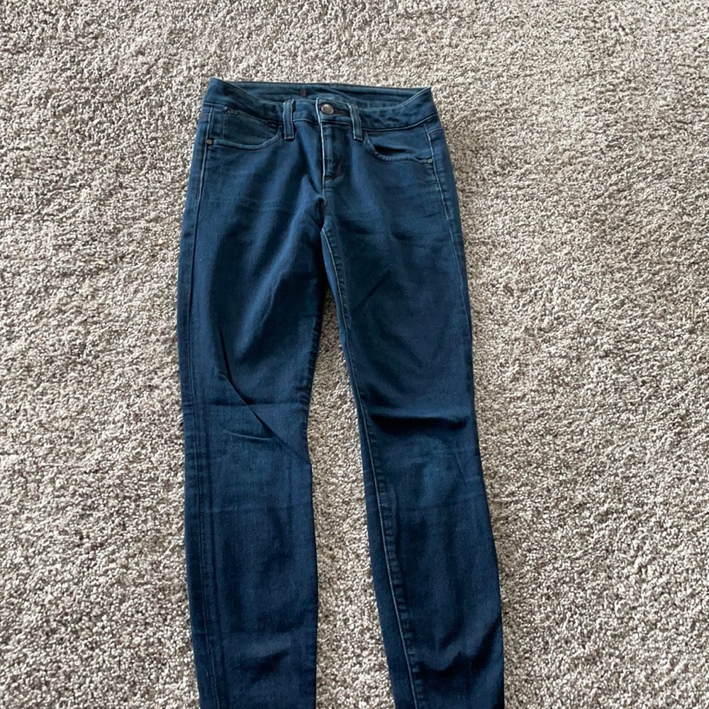 Joe’s chelsea fit skinny jeans
